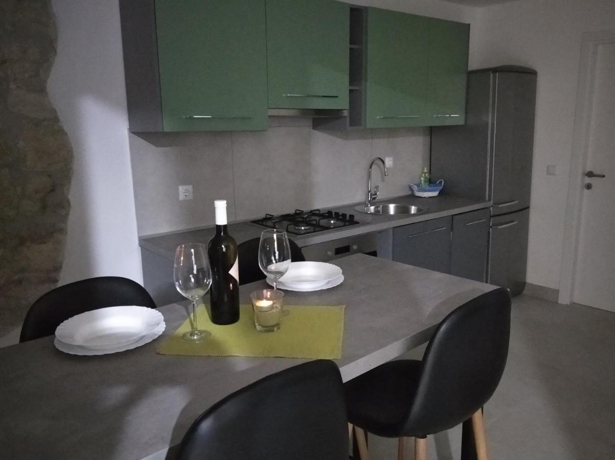 Apartman Lari Vižinada Exterior foto